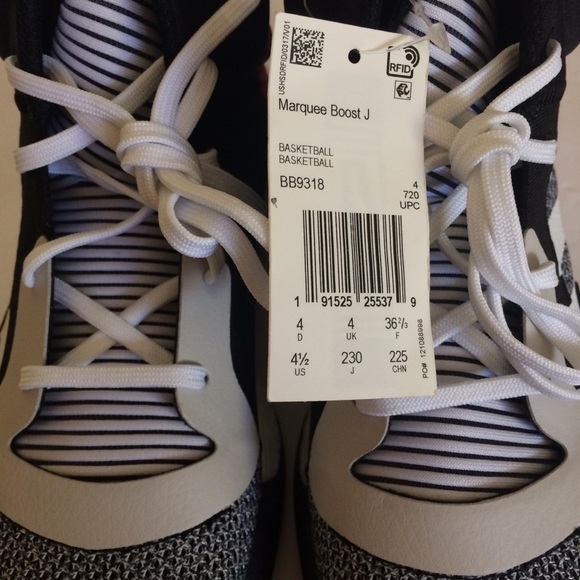 Adidas Marquee Boost Basketball Sneaker shoes - Picture 4 of 8